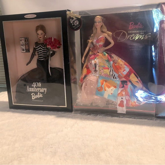 Anniversary Barbie doll set (40th and 50th)